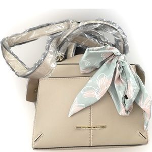 NWT STEVE MADDEN PURSE WITH TWILLY